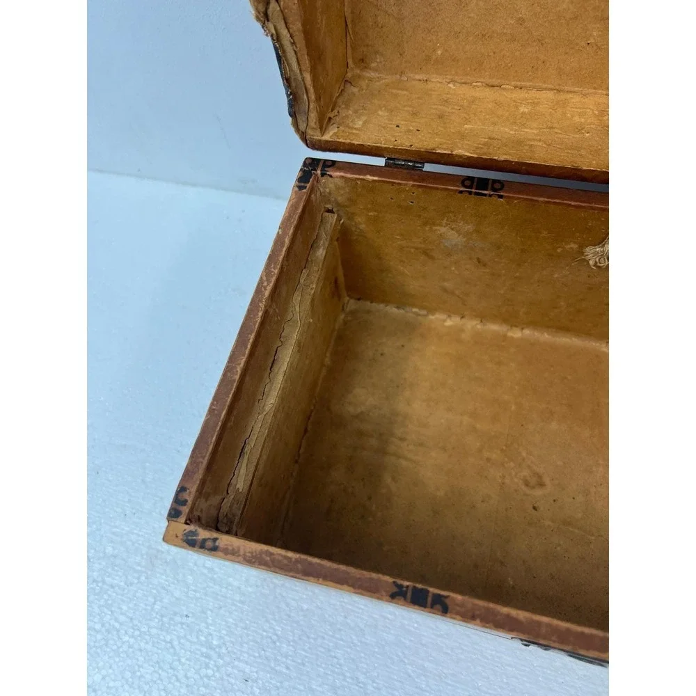 Wood Dollhouse Steamer Trunk Miniature Antique Storage Box Chest SALESMAN SAMPLE